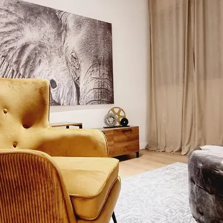 Newly Renovated Super-chic Appartement *