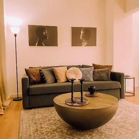 Newly Renovated Super-chic نيقوسيا