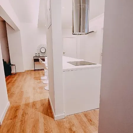 公寓 Newly Renovated Super-chic 尼科西亚